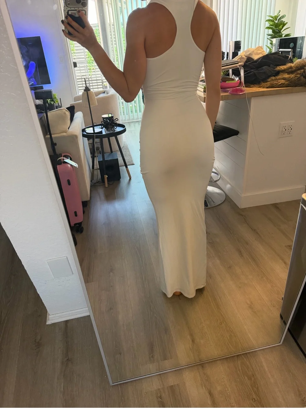 SUPERDOWN Amai Maxi Dress With Front Cut-Out And Draped Ruffles - Picture 6 of 9
